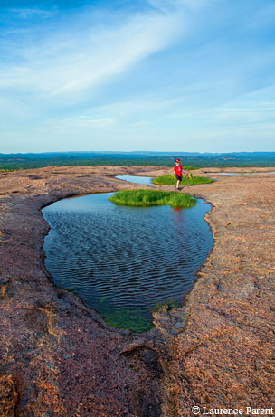 Photo by Laurence Parent