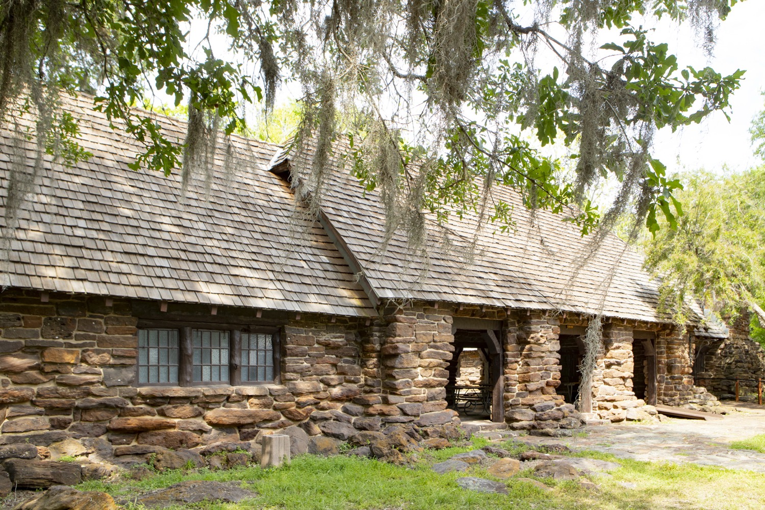 Stone pavilion at Palmetto State Park